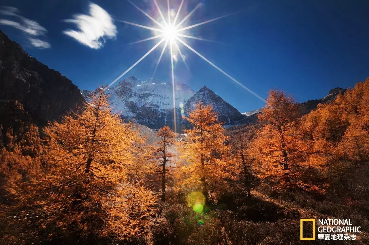 国庆目的地｜稻城亚丁，传说中“水蓝色星球上的最后一片净土”