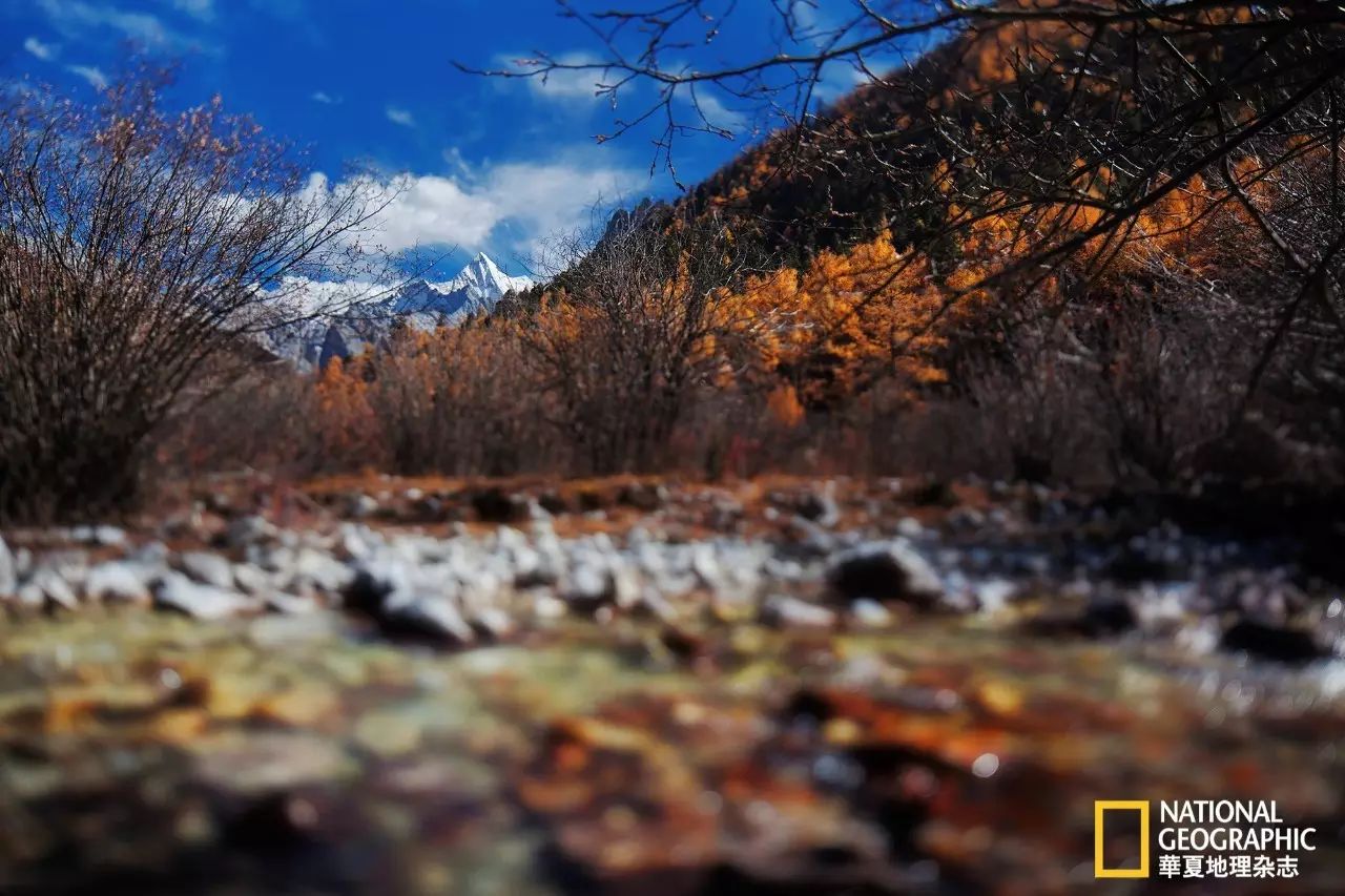 国庆目的地｜稻城亚丁，传说中“水蓝色星球上的最后一片净土”