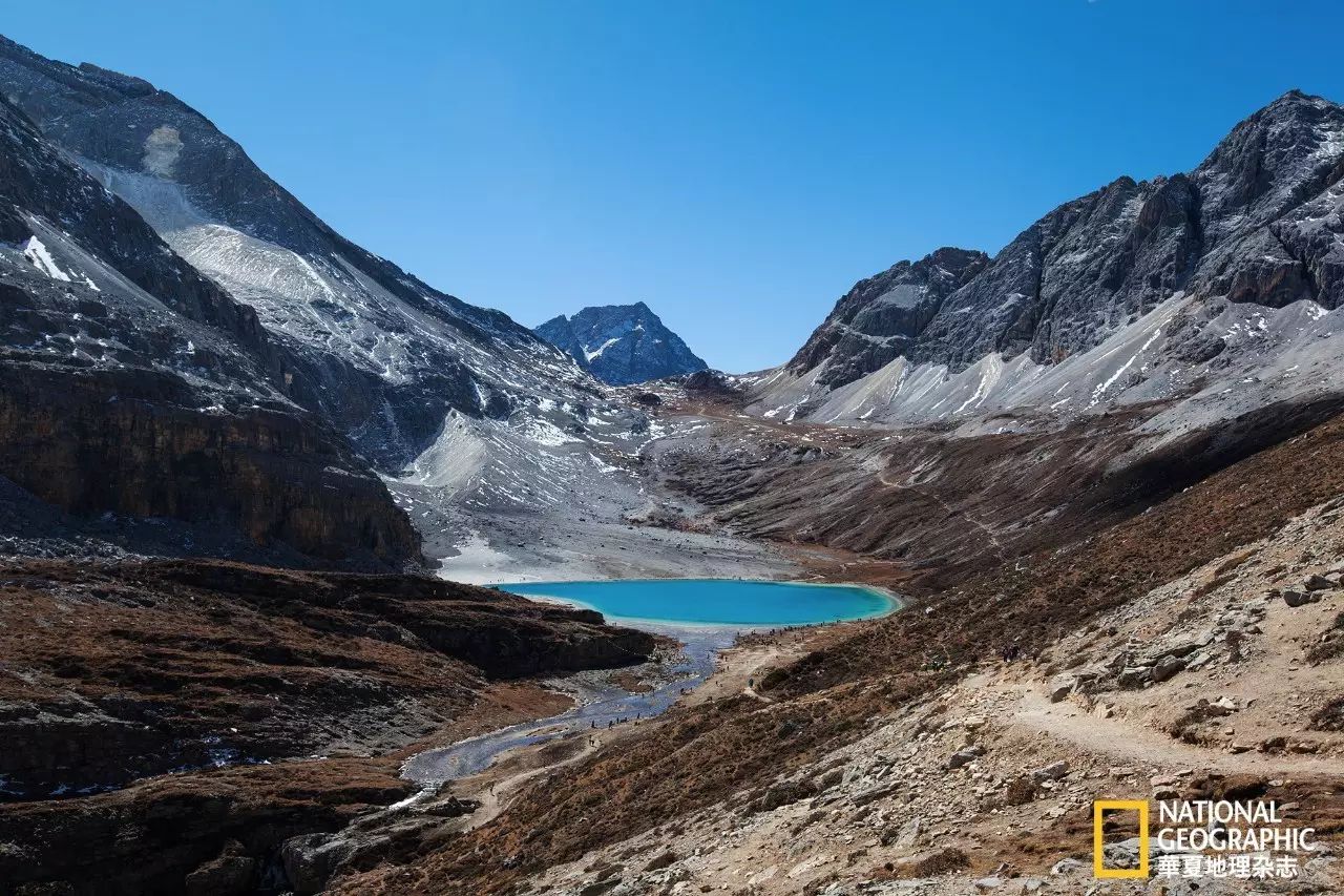 国庆目的地｜稻城亚丁，传说中“水蓝色星球上的最后一片净土”