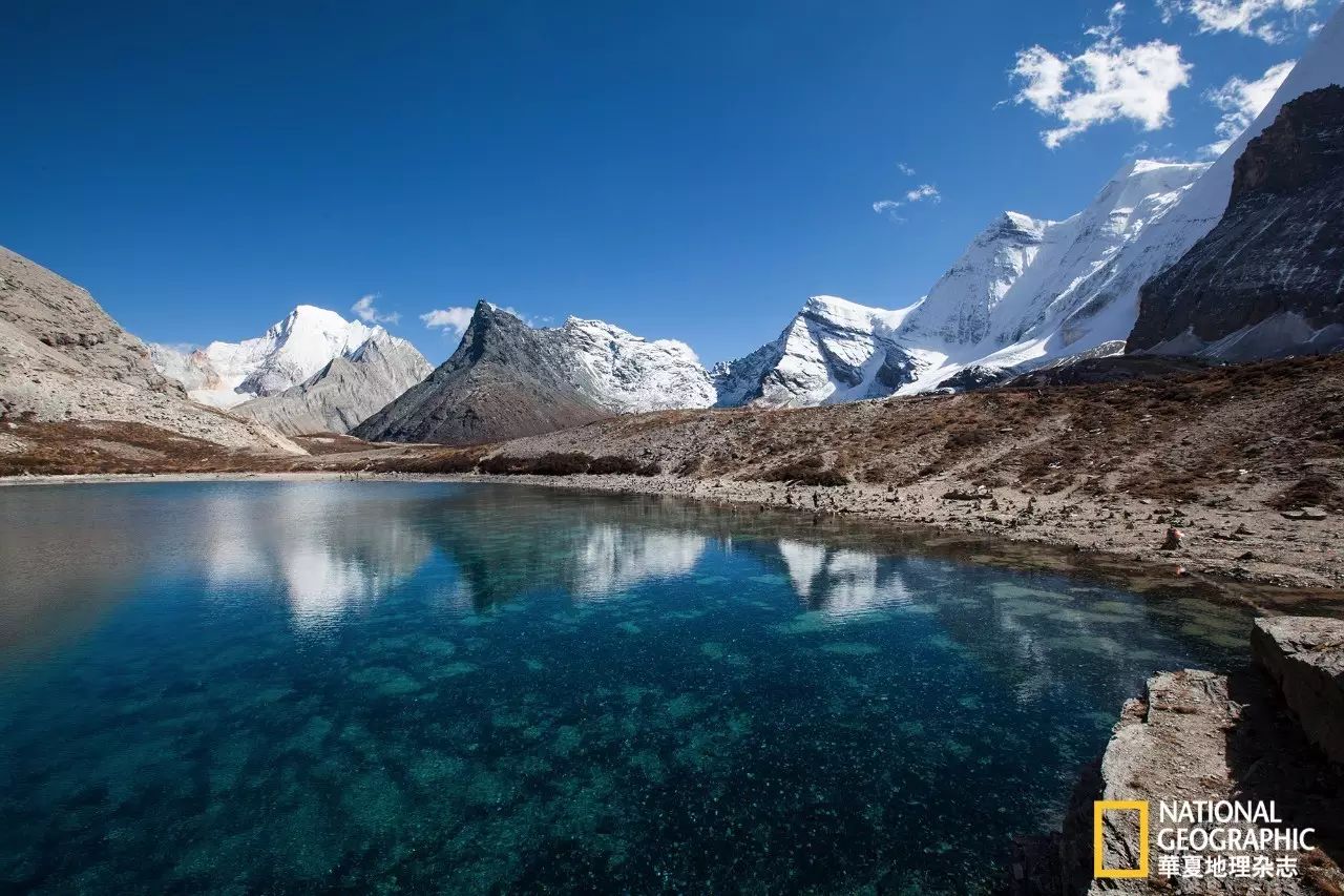 国庆目的地｜稻城亚丁，传说中“水蓝色星球上的最后一片净土”