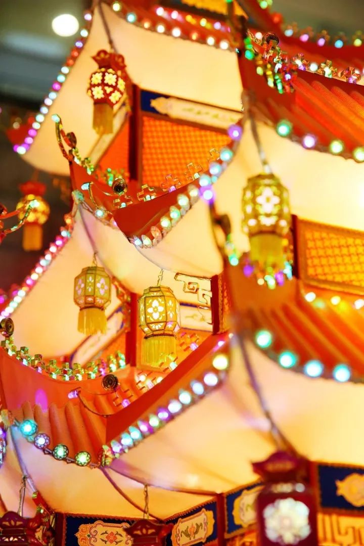 匠心制作｜传统匠人的手作灯都汇聚在海宁皮革城！