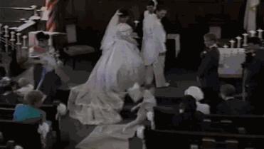 前任结婚前送我礼物留念,给前任的新婚礼物