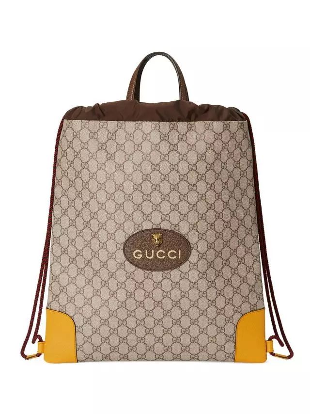 迪丽热巴包包里的东西,迪丽热巴甲壳虫包包