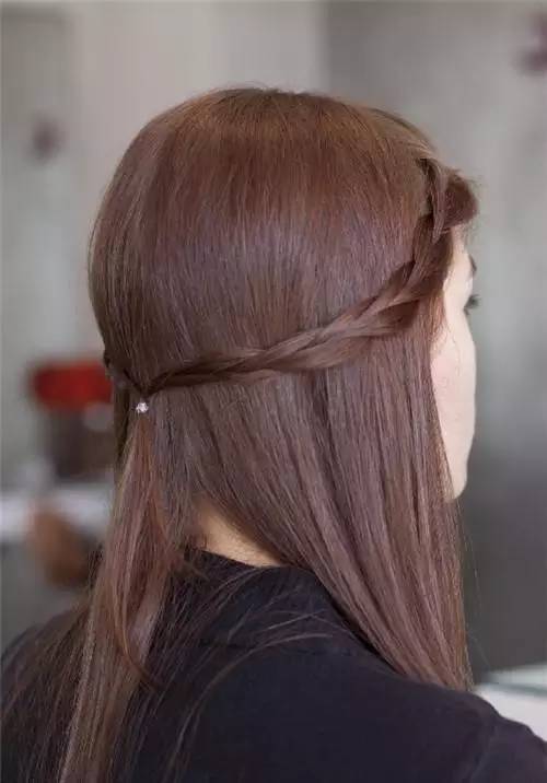 长直发帅气扎发,长直发都能怎么绑头发