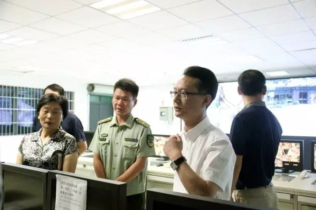 特别关注别人的生活什么心态,特别关注你生活的人