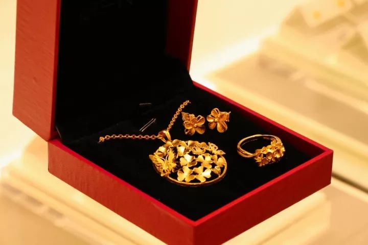 十一出来逛值得去吗,十一出去旅游不如回家