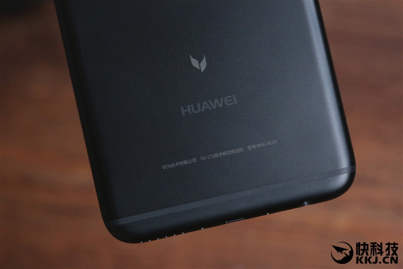 华为新机麦芒9测评,华为最新款手机mate10