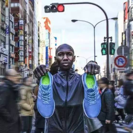 nike团队和adidas,nike和adidas谁更大