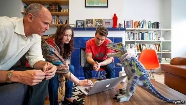 双语阅读｜科技公司和未来的办公环境