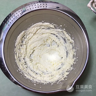 葱香曲奇饼干的做法,葱香曲奇饼干的烤箱做法