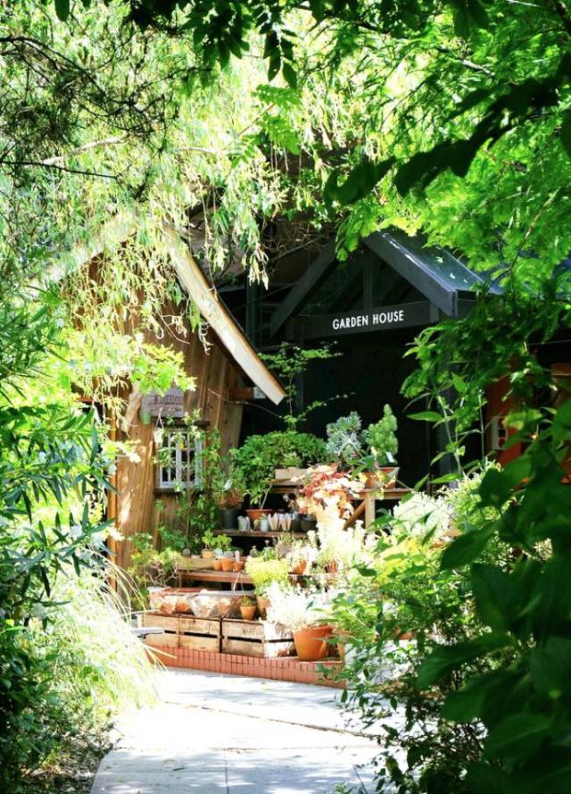 国庆去东京？那这条微信你得收好了！20家不务正业的最时髦小店让你买不停……