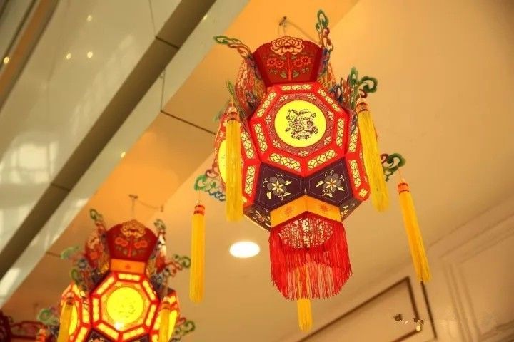 匠心制作｜传统匠人的手作灯都汇聚在海宁皮革城！