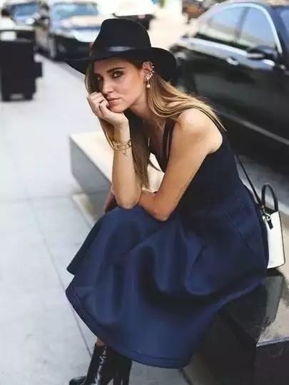 Madam问答室丨混干敏感肌护肤、新西兰护肤品、祛痘膏、遮瑕粉底液、男士控油、脸大帽子