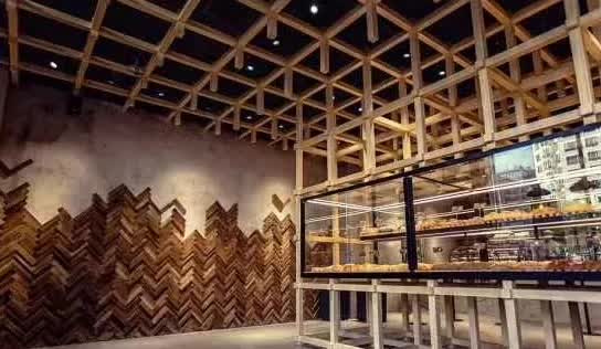 看看这个欧包月入百万的“调性”，一言不合就长见识了！