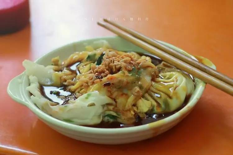 华辉拉肠和荔银肠粉哪个好吃,广州拉肠和潮汕肠粉区别