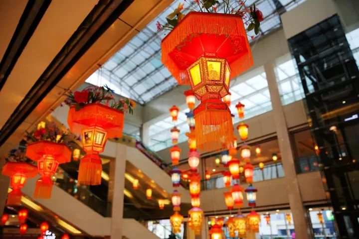 匠心制作｜传统匠人的手作灯都汇聚在海宁皮革城！