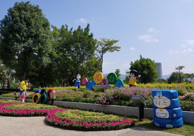 「惊喜」小黄人,机器猫,新升级的福州儿童公园简直萌翻了!快来留下你的涂鸦记忆吧!