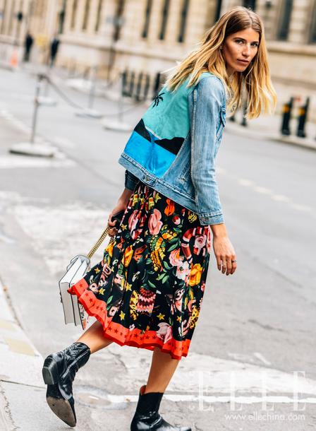 牛仔外套里穿什么,牛仔外套里穿什么比较好