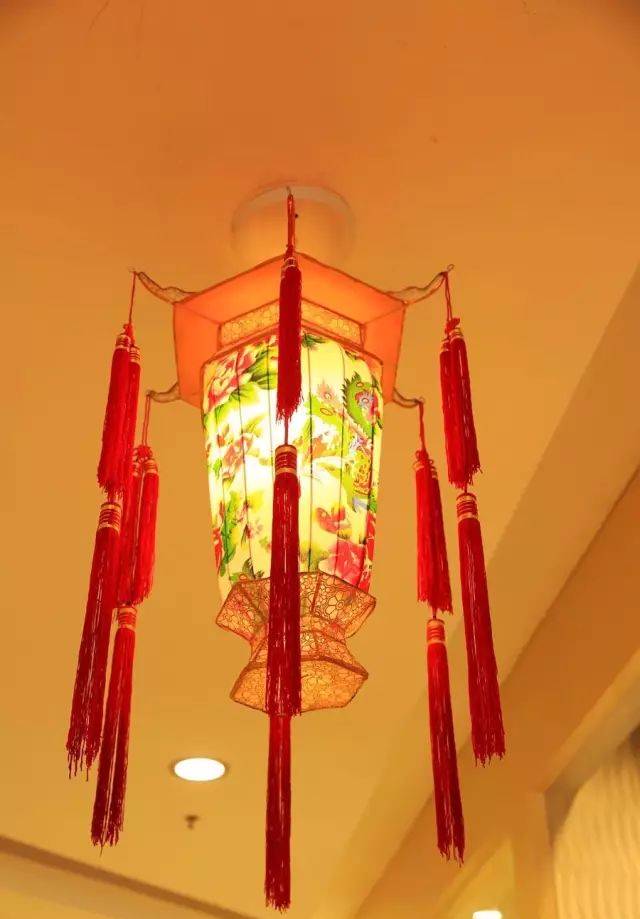 匠心制作｜传统匠人的手作灯都汇聚在海宁皮革城！