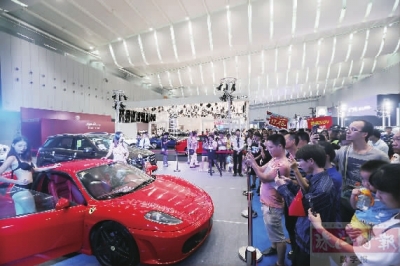 60个全球汽车品牌亮相潭洲国际会展中心
