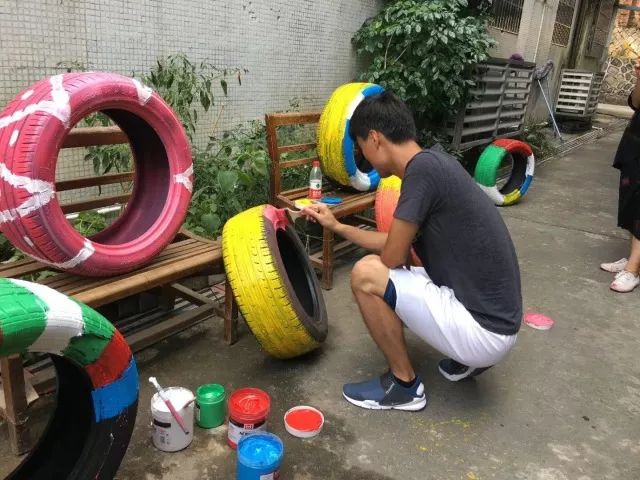 「惊喜」小黄人,机器猫,新升级的福州儿童公园简直萌翻了!快来留下你的涂鸦记忆吧!