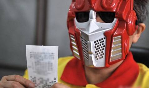 妈妈买回一筐鸡蛋总数不到40个,妈妈买回了12个鸡蛋