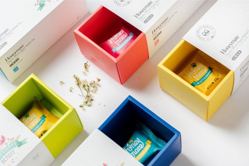 月销300万的姨妈巾竟是个直男做的医用级棉料潮牌设计讨好90后