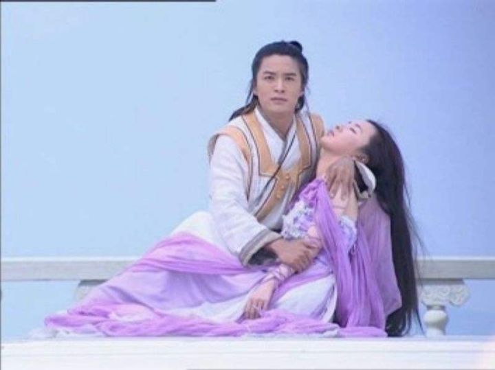 林依晨吃烤地瓜,林依晨烤地瓜