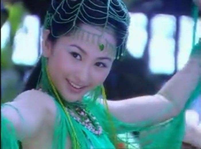 林依晨吃烤地瓜,林依晨烤地瓜