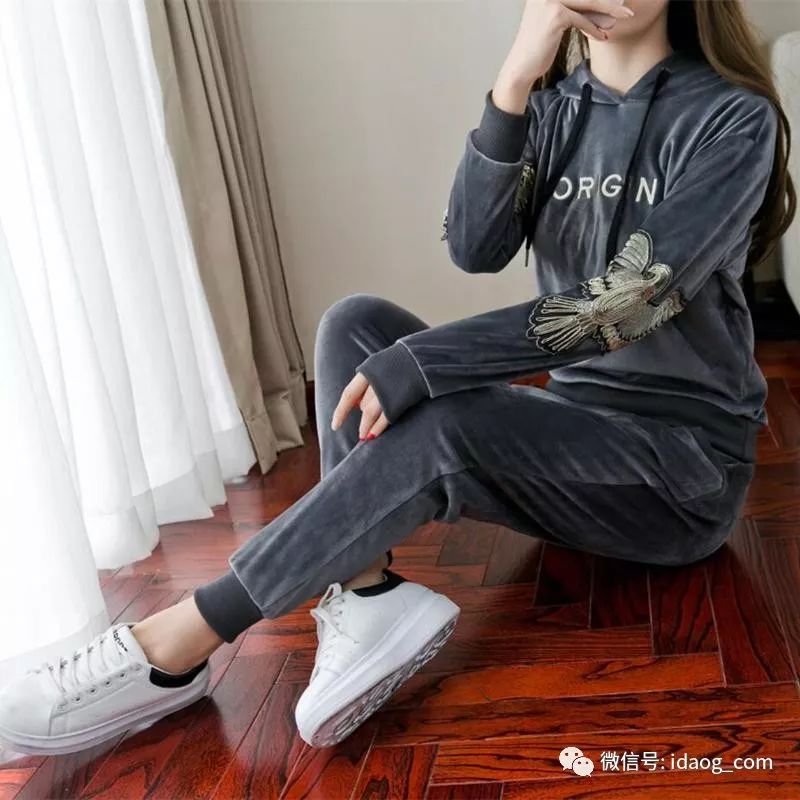 休闲运动套装女款爆款2024新款,潮流穿搭各款气质十足的运动套装