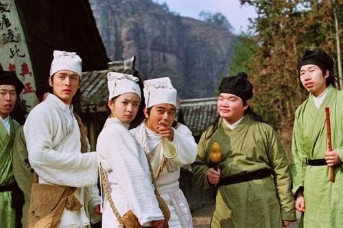 林依晨吃烤地瓜,林依晨烤地瓜