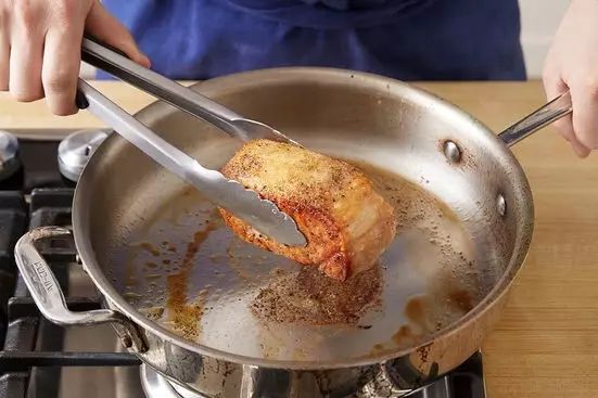 教你如何做西餐牛排,苹果西餐怎么做好吃