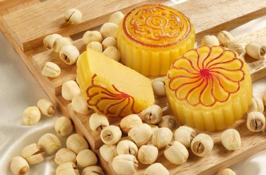 吃不完的月饼可以放冰箱里保鲜吗,吃不完的大月饼能放冰箱里冷藏吗