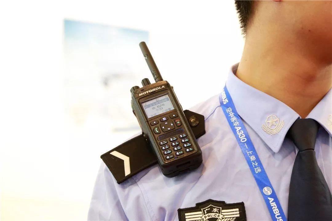 如果手机打不开怎么办,手机打不通电话但是有网