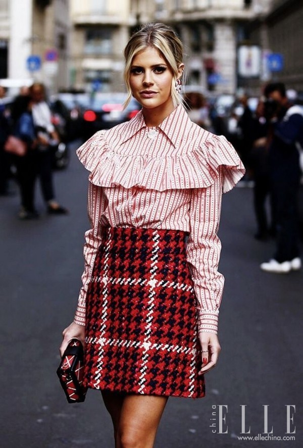 早秋还想穿裙子你得这么搭,秋天想穿裙子又嫌太冷