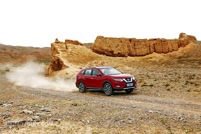 全新东风日产奇骏,日产新奇骏展示