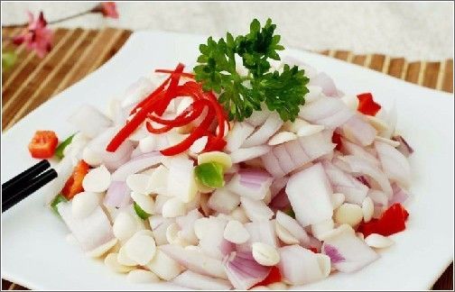 秋天腌制各种咸菜的做法,秋季腌制咸菜的方法