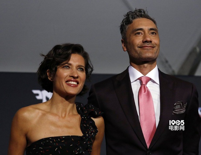 雷神3托尔和浩克,抖森雷神3