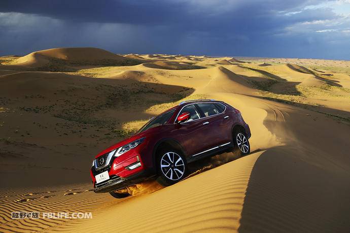 全新东风日产奇骏,日产新奇骏展示