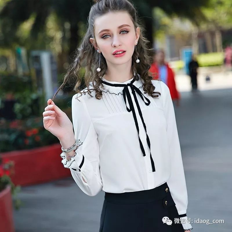 衬衫是女人的永不过时的经典,优雅知性气质衬衫