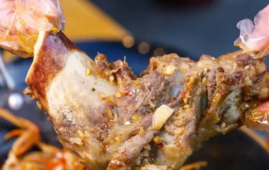 十月吃蟹指南：成都最好吃的8家蟹都在这里了