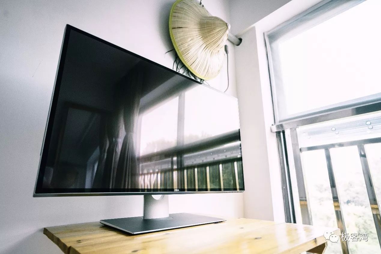 显示器显示戴尔up2718q,戴尔up2715h专业显示器