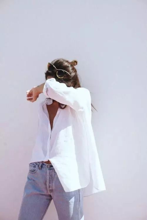 夏天肩背厚怎么穿显瘦,肩膀太宽怎么穿衣服显瘦