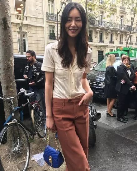 刘雯唐嫣包包,刘雯唐嫣最新消息