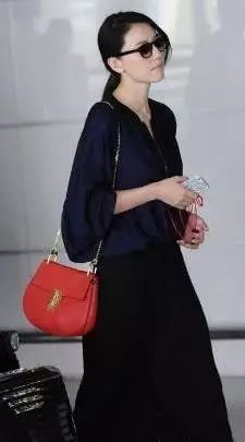 刘雯唐嫣包包,刘雯唐嫣最新消息