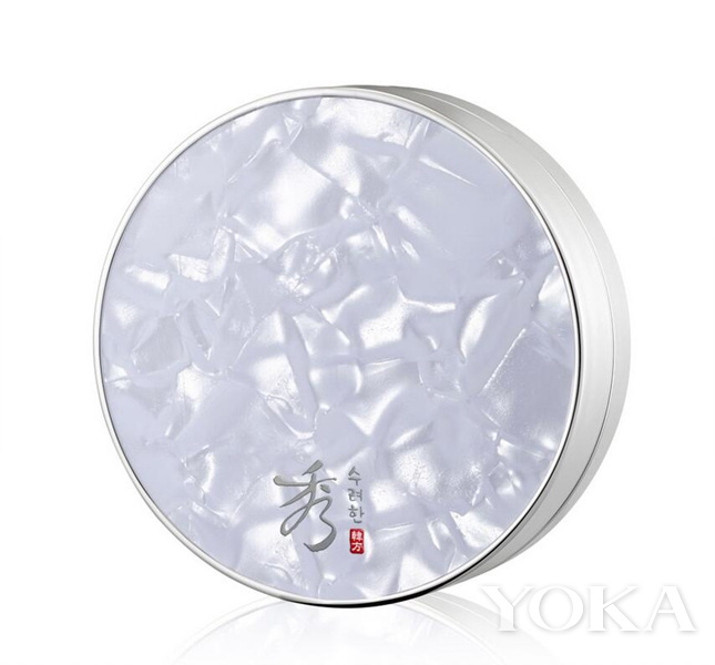 秋冬底妆起皮卡粉斑驳怎么办,秋冬底妆斑驳卡粉怎么回事