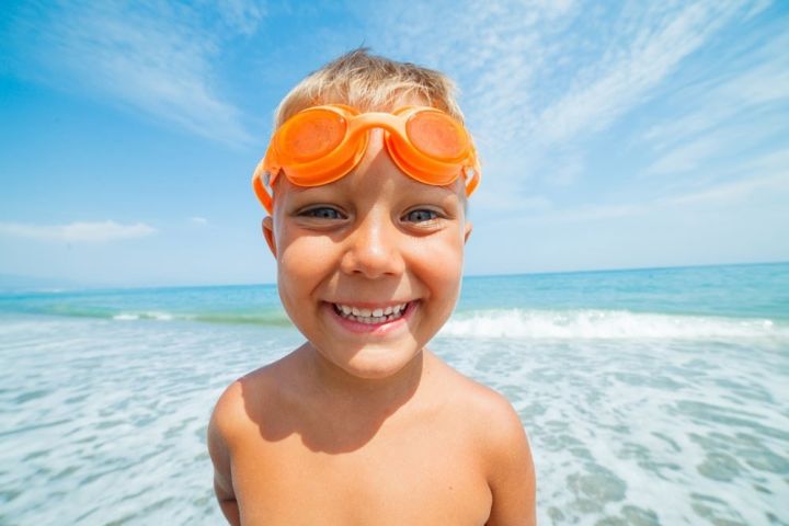 年轻人手脚冰凉怕冷怎么办,年轻人手脚冰凉怎么回事