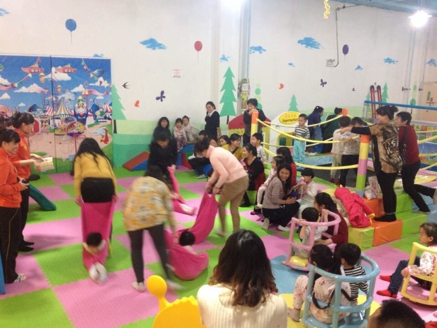 室内儿童游乐场游乐设施,室内游乐场设备多少钱