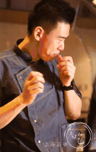 一个汉堡吃出两个螃蟹,大闸蟹汉堡