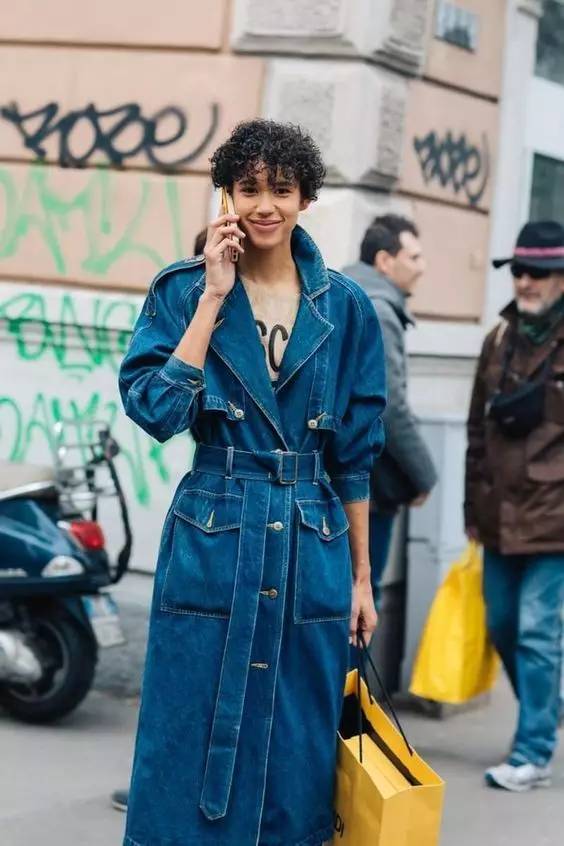 秋季穿衣搭配技巧,秋季穿衣搭配方法大全